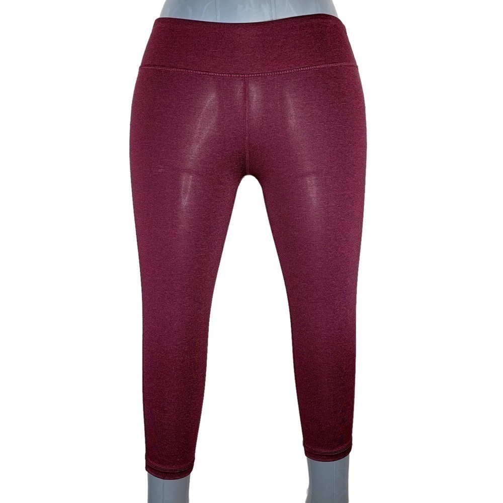 XS Marika Burgundy Red Pink Capri Pants Stretch Extra Small 0 2 Athletic Active